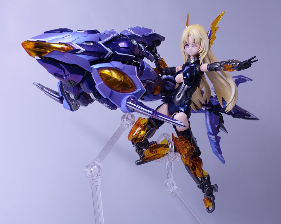 STORM INTEREPTOR: ROYAL ENFORCER ターニャ・カリュブディスを塗装