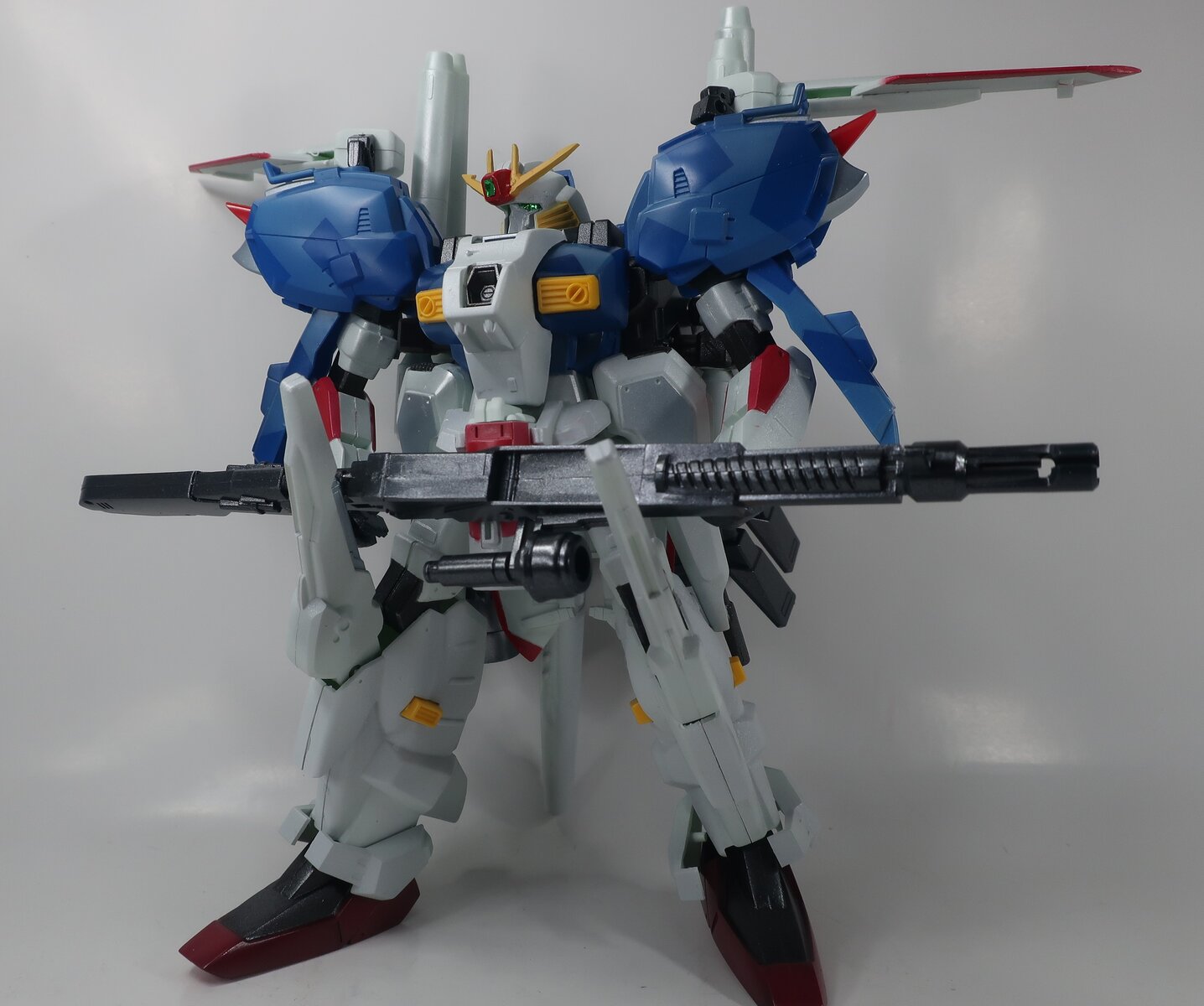 旧キット イー エックス エスガンダムを塗装しました 第二発令所