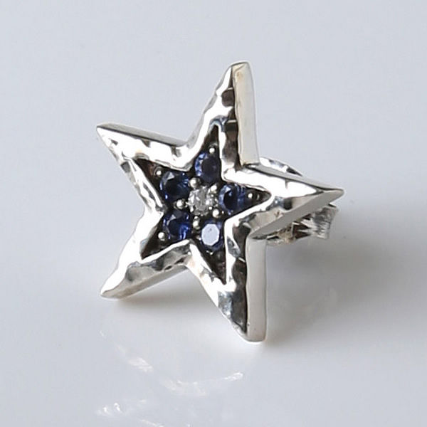 庵野秀明氏自らが演じたウルトラマンのソフビ人形が登場 : 第二発令所