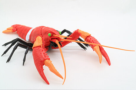 エヴァ初号機 2号機仕様のアメリカザリガニのプラモデルが発売 第二発令所