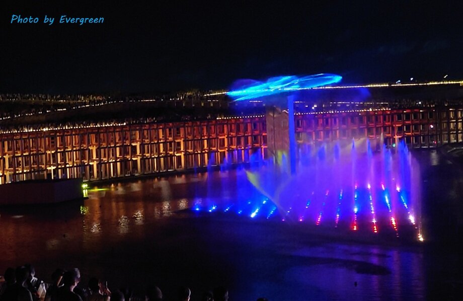 関西万博噴水ショー-13