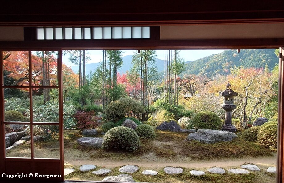 実光院の紅葉-01