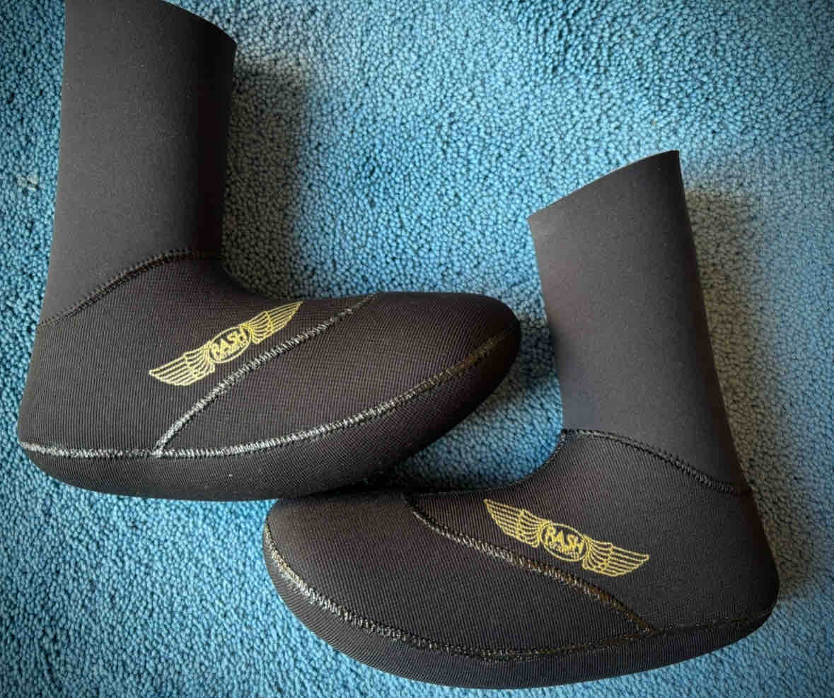 NEW) RASH 先丸起毛 5mm SOFT BOOTS : EVIN SURF