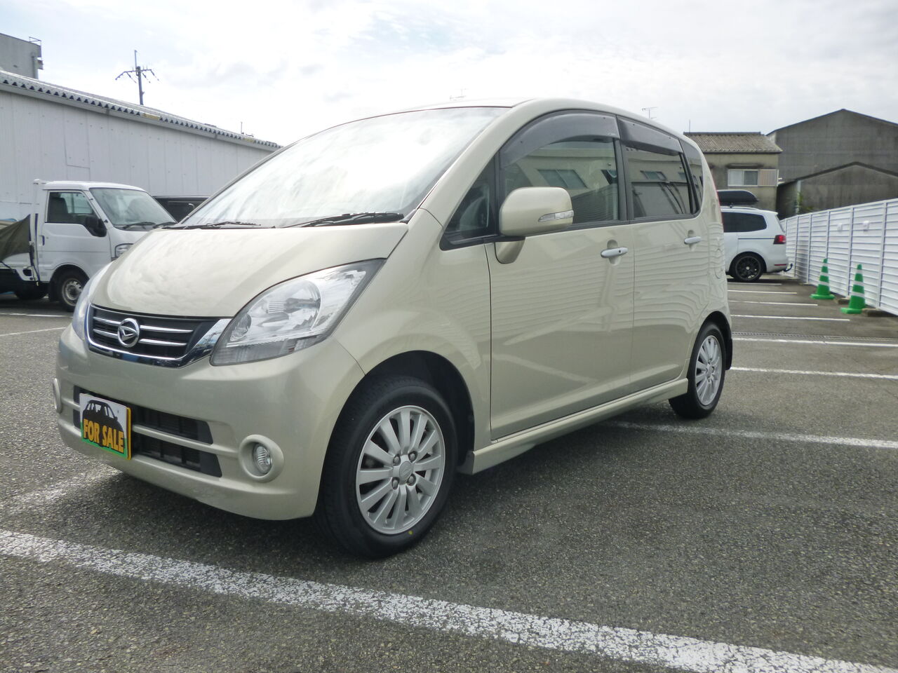 ﾀﾞｲﾊﾂ ﾑｰｳﾞ 年式平成21年 ｸﾞﾚｰﾄﾞ Vs Exe Auto