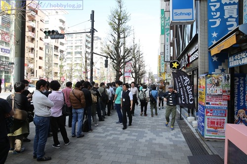 速報 本日 駿河屋秋葉原店 アニメ ホビー館 ゲーム館グランドオープン おまえら並びすぎﾜﾛﾀｗｗｗｗｗ 動画あり ホビログ フィギュア プラモ情報