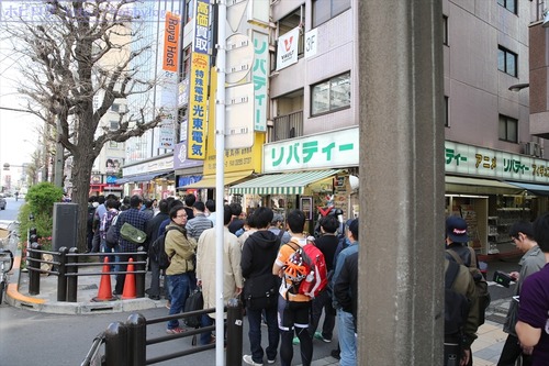 速報 本日 駿河屋秋葉原店 アニメ ホビー館 ゲーム館グランドオープン おまえら並びすぎﾜﾛﾀｗｗｗｗｗ 動画あり ホビログ フィギュア プラモ情報