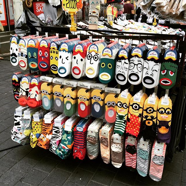 何故韓国の靴下がそんなに売れるのか ノラネコの韓国も一緒 何故韓国の靴下がそんなに売れるのか ノラネコの韓国も一緒
