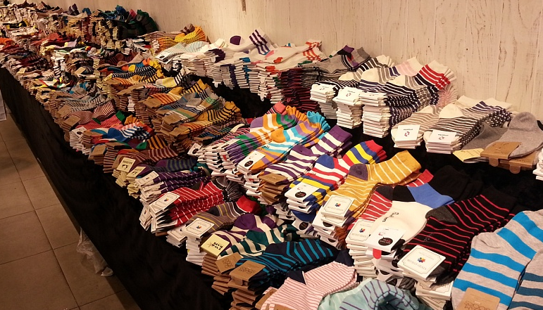 何故韓国の靴下がそんなに売れるのか ノラネコの韓国も一緒 何故韓国の靴下がそんなに売れるのか ノラネコの韓国も一緒