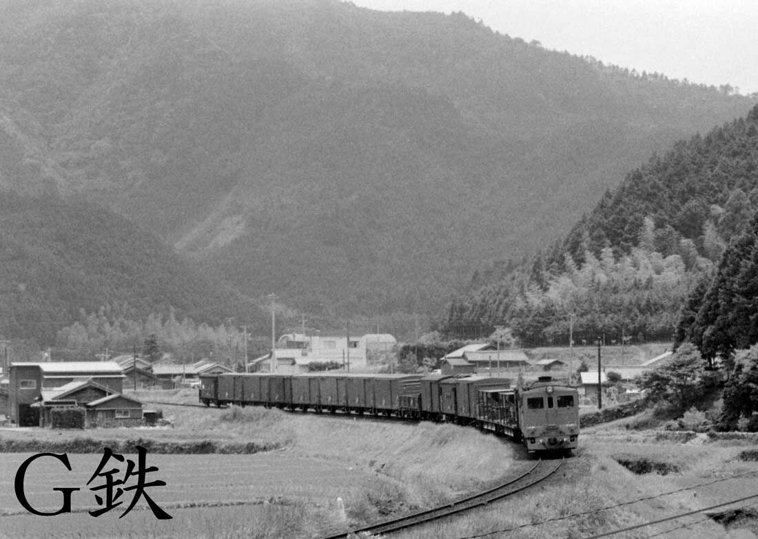 黒潮海道 荷坂峠を走るDF50 紀勢本線 大内山 1978年6月 : G鉄グラフィティ