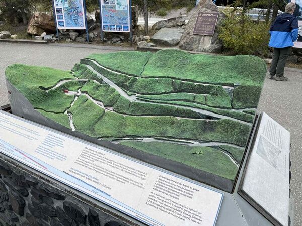 20250928_012343981_iOS