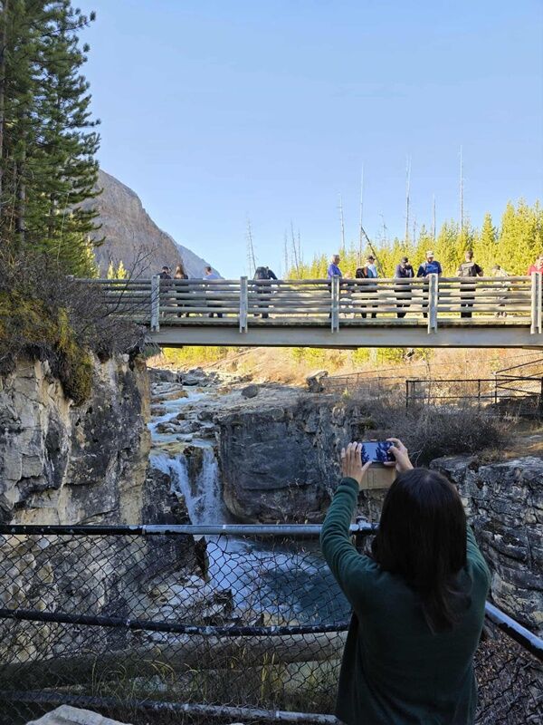 20251009_231829983_iOS