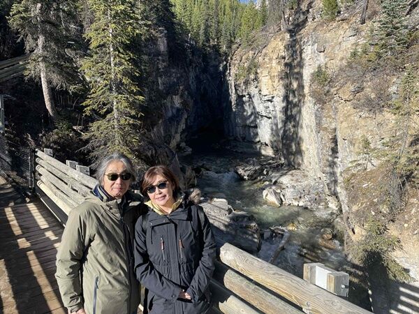 20251015_002324279_iOS