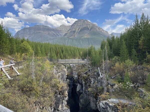 20250918_235611174_iOS