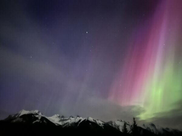 20240511_064613081_iOS