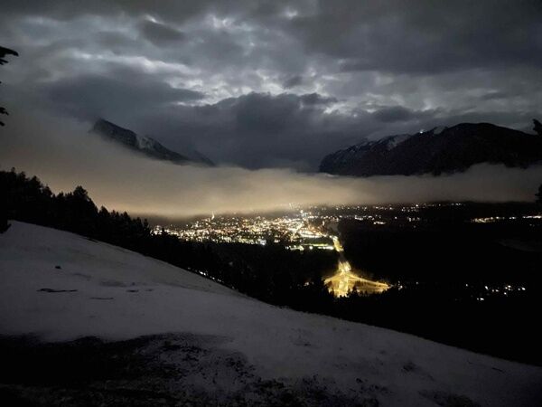 20251005_052352337_iOS