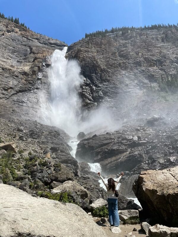 20240709_193900406_iOS