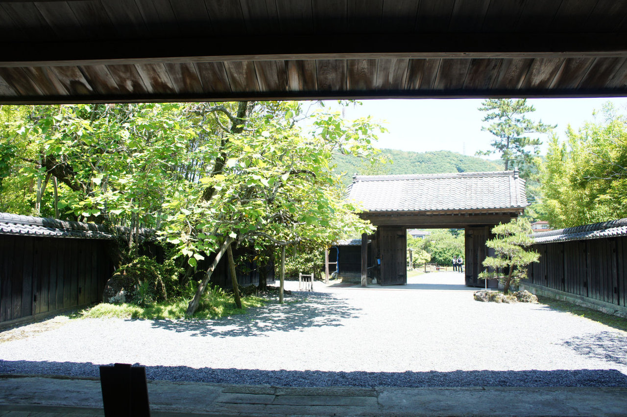 江川亭玄関邸内部