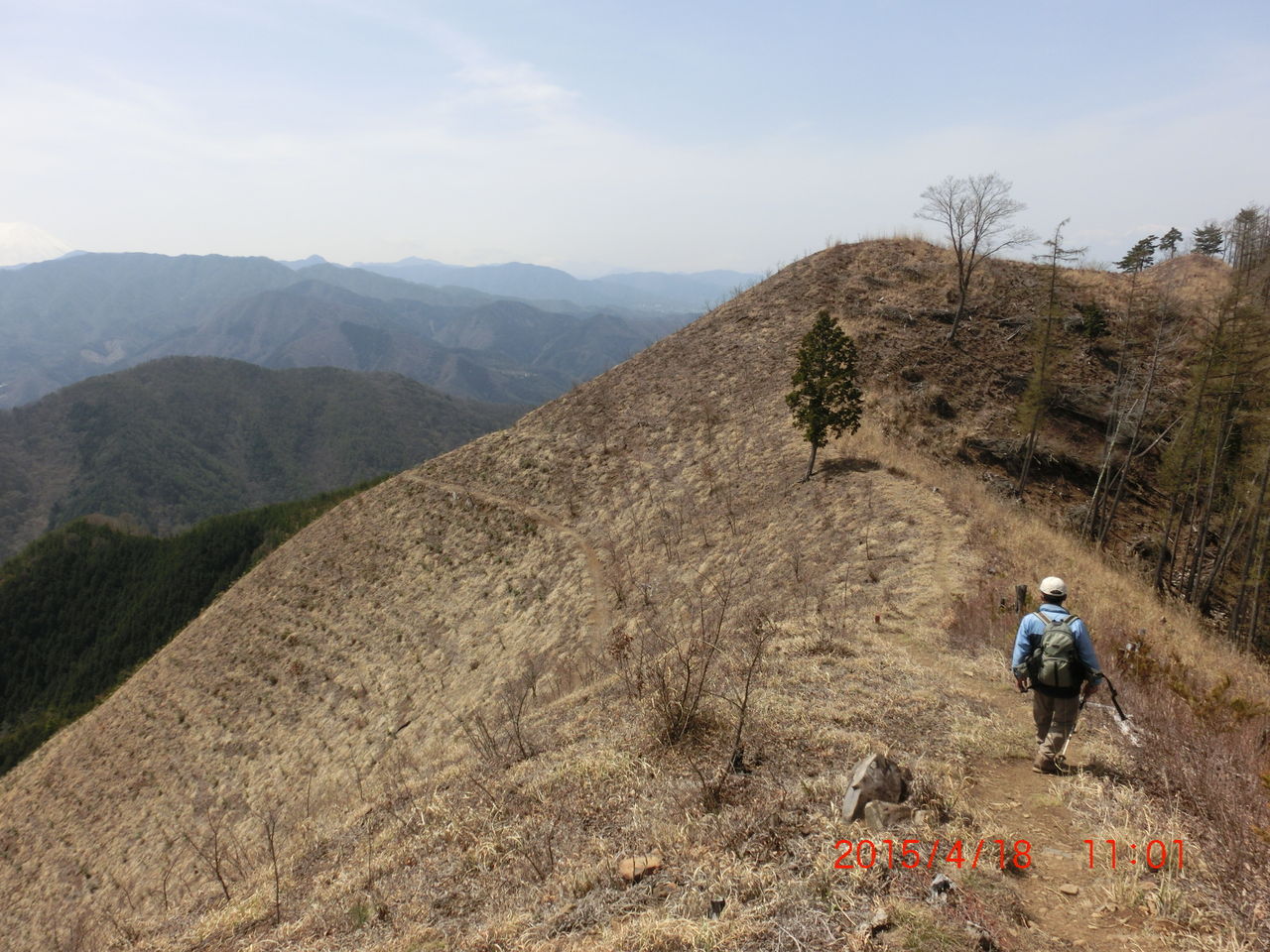 甲州高尾山 大日影トンネル 4月18日 晴れ 山梨 山の会