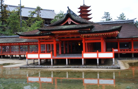 ２．厳島神社