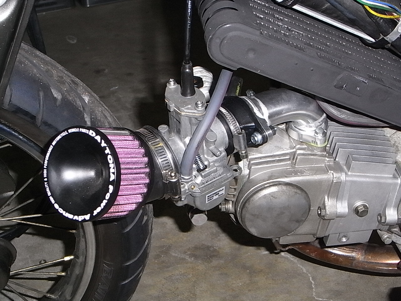 カブ2号gクラマニホールド装着 カブ ピース