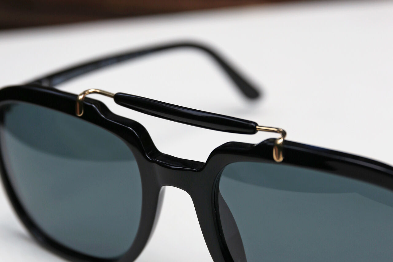Persol：ペルソール 