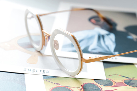 SHELTER-CARLA-M014-PVB-c