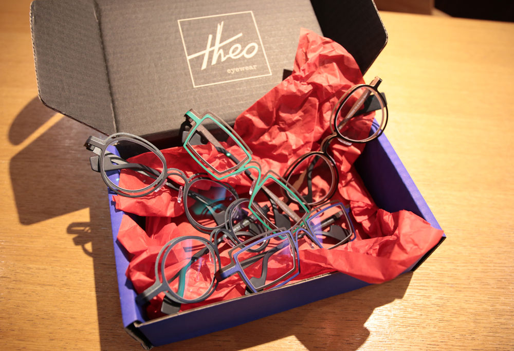 Theo EYE WITNESS 廃盤 完売 フレーム Theo04-2-680x521.jpg