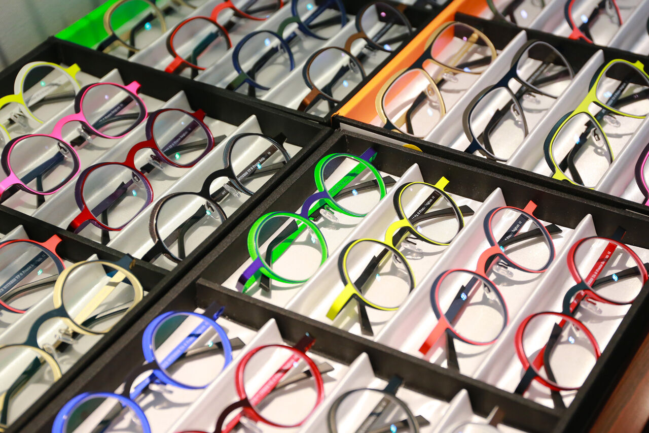 theo:テオ EYE WITNESS シリーズをご紹介 【theo TRUNK SHOW theo:テオ EYE WITNESS シリーズをご紹介 【theo TRUNK SHOW
