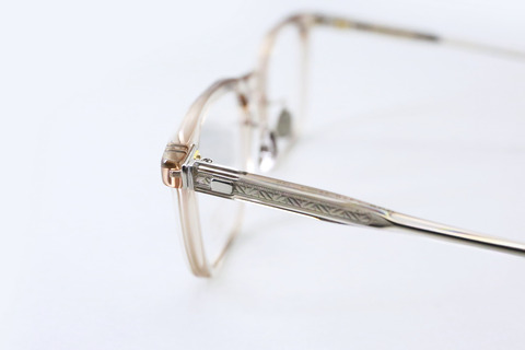 EYEVAN7285-328-340-e