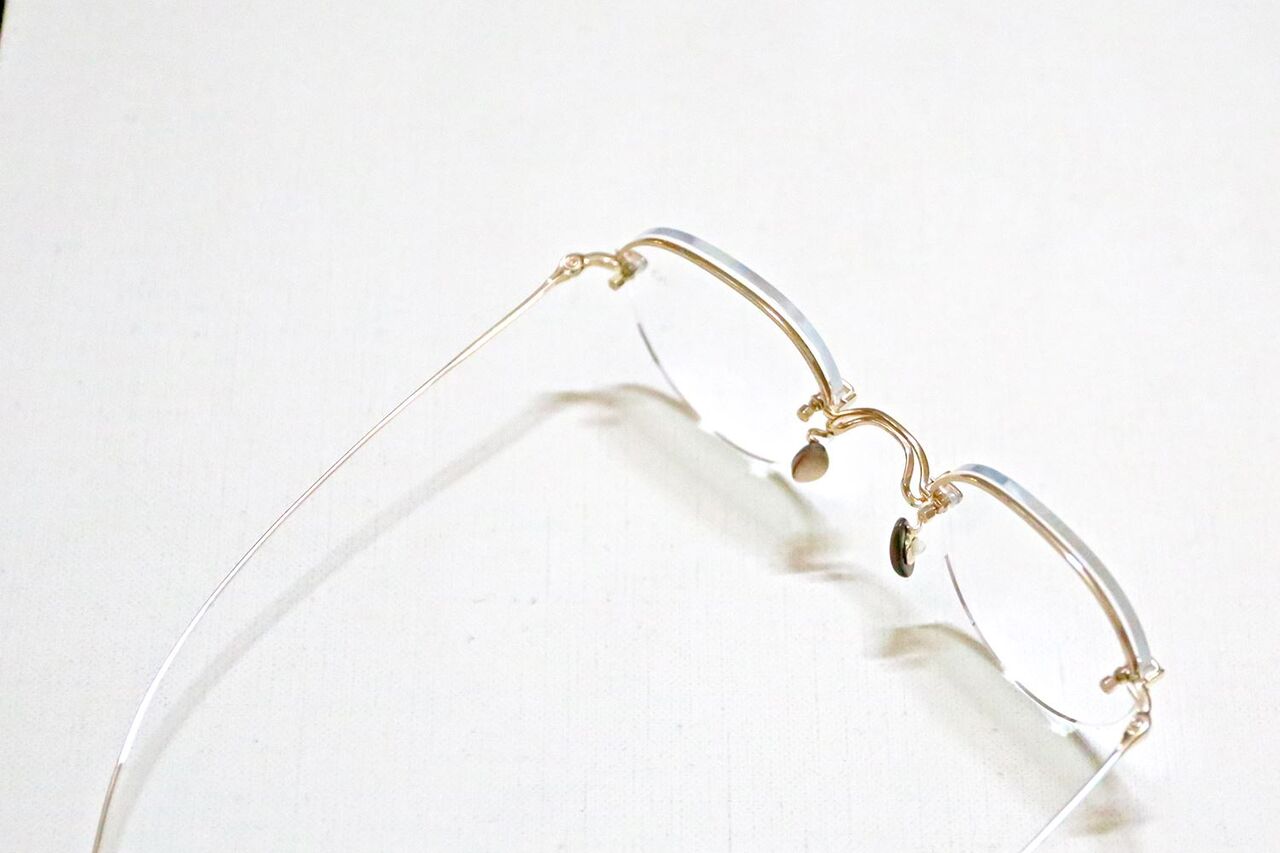 10EYEVAN／10アイヴァン ”No.6 Ⅱ” 素顔を引き立てる上品で美しい眼鏡 