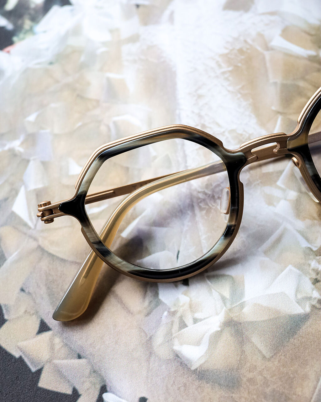 フォルムと配色で語る フォルムと配色で語る