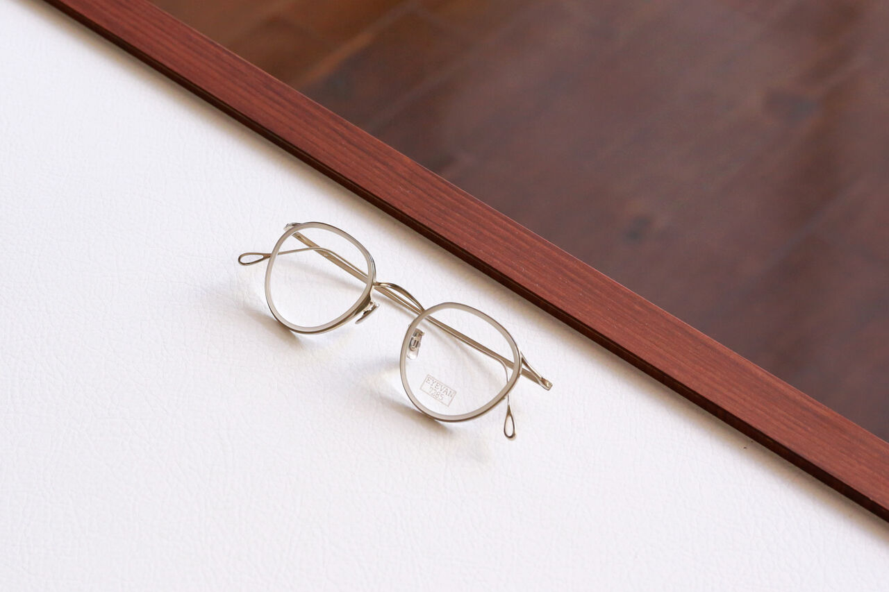 EYEVAN7285：アイヴァン7285 