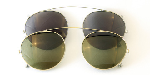 oliverpeoples_505_clip_d1