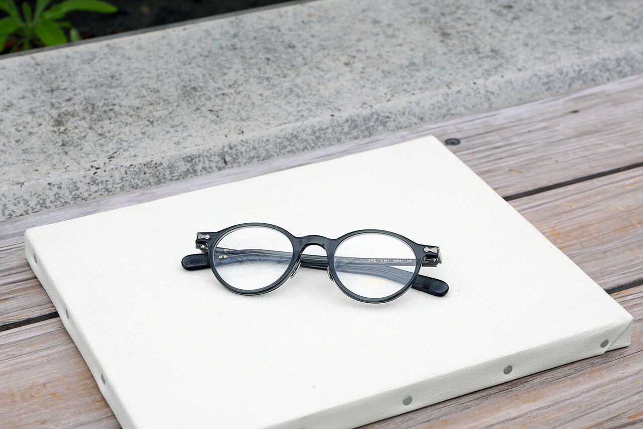 小物 eyevan7285 mod792 col.346 EYEVAN7285 346 ブラック eyevan7285 mod792 col.346 MODEL 192