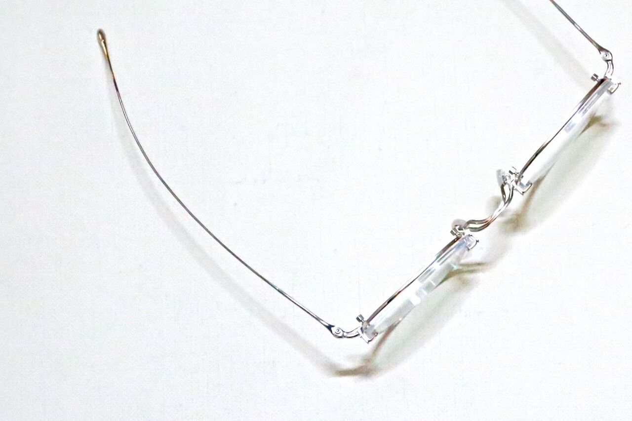 10EYEVAN／10アイヴァン ”No.6 Ⅱ” 素顔を引き立てる上品で美しい眼鏡 