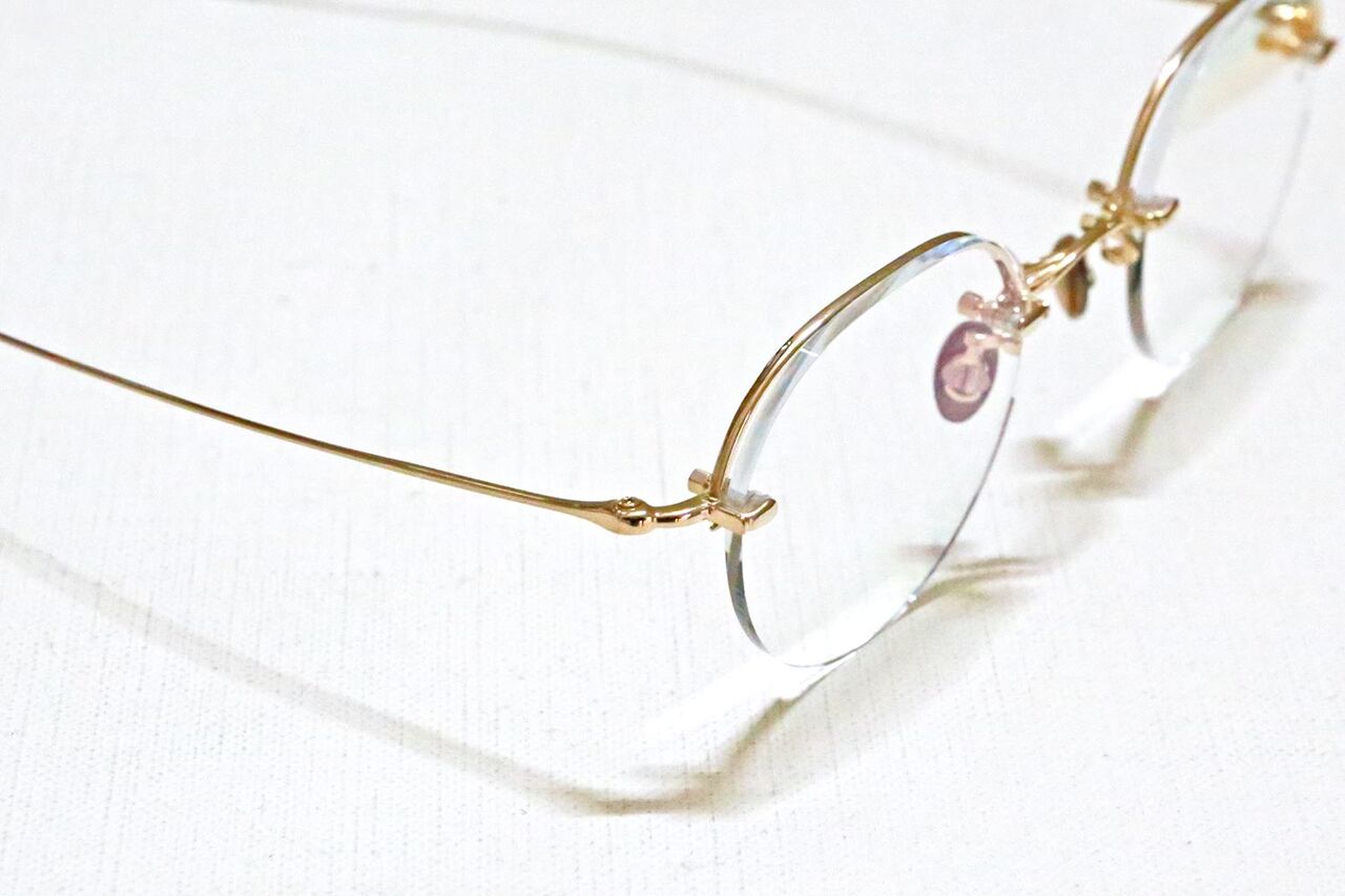 10EYEVAN／10アイヴァン ”No.6 Ⅱ” 素顔を引き立てる上品で美しい眼鏡 