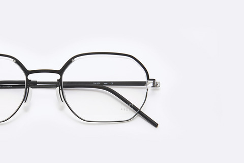 TITANIKA-223-black-e