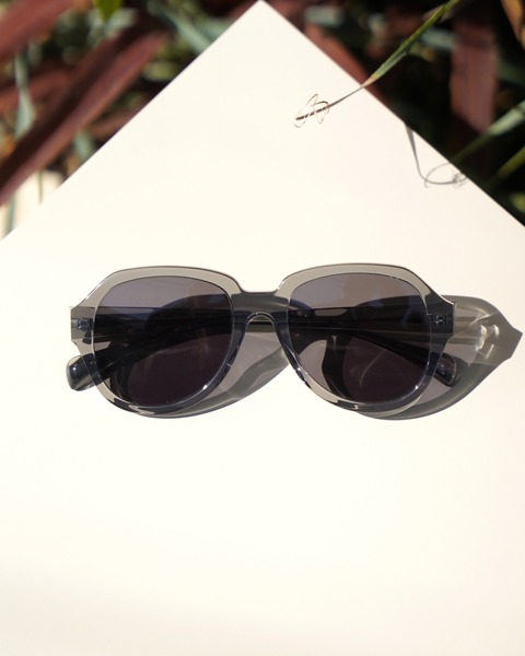 EYEWEAR MEBIUS 渋谷 メガネ・サングラスのセレクトショップ - 工房一