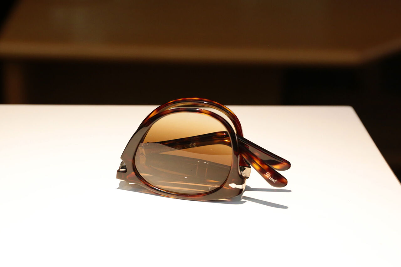 Persol：ペルソール 