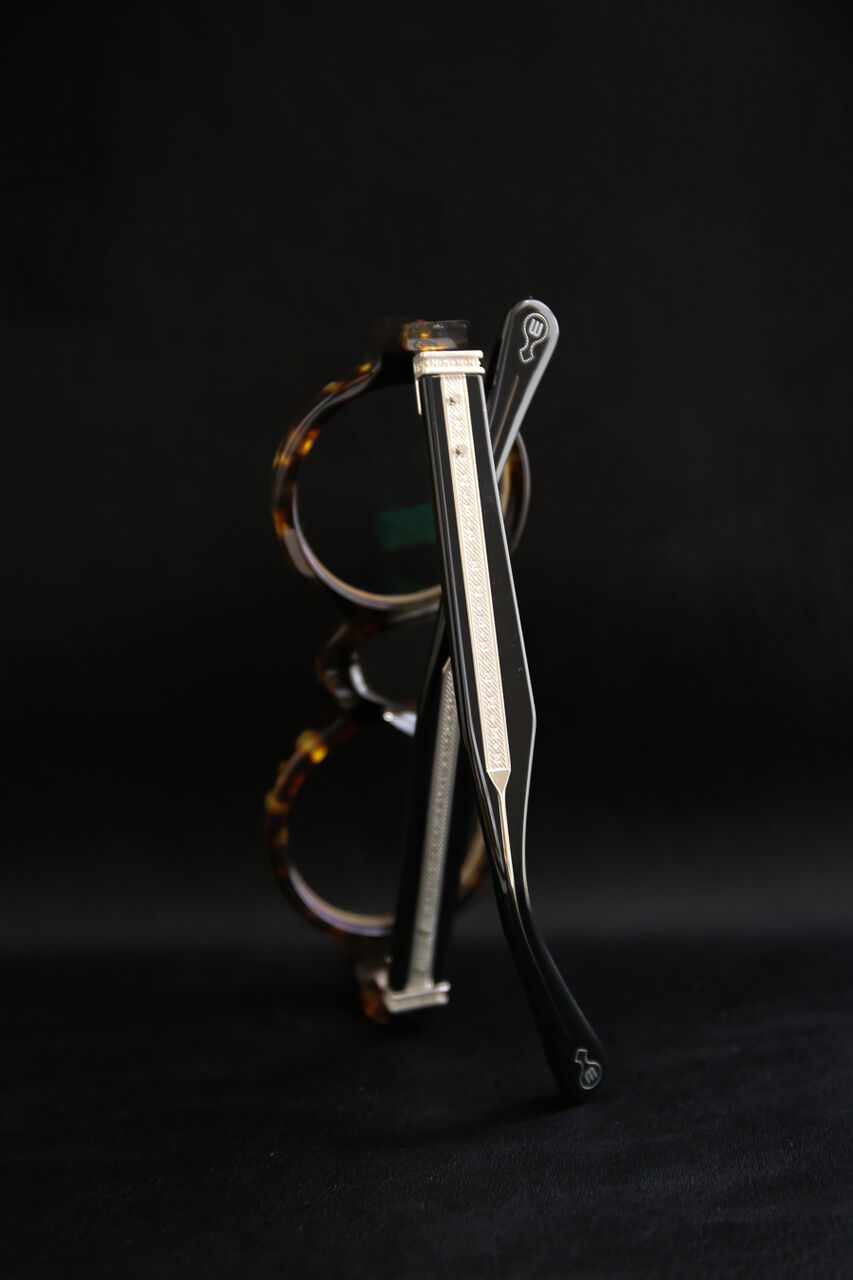 MATSUDA EYEWEAR：マツダ 彫刻のような存在感をもつ新たなラウンド