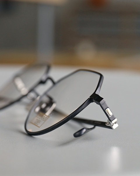 EYEVAN7285-177-805-1350-a