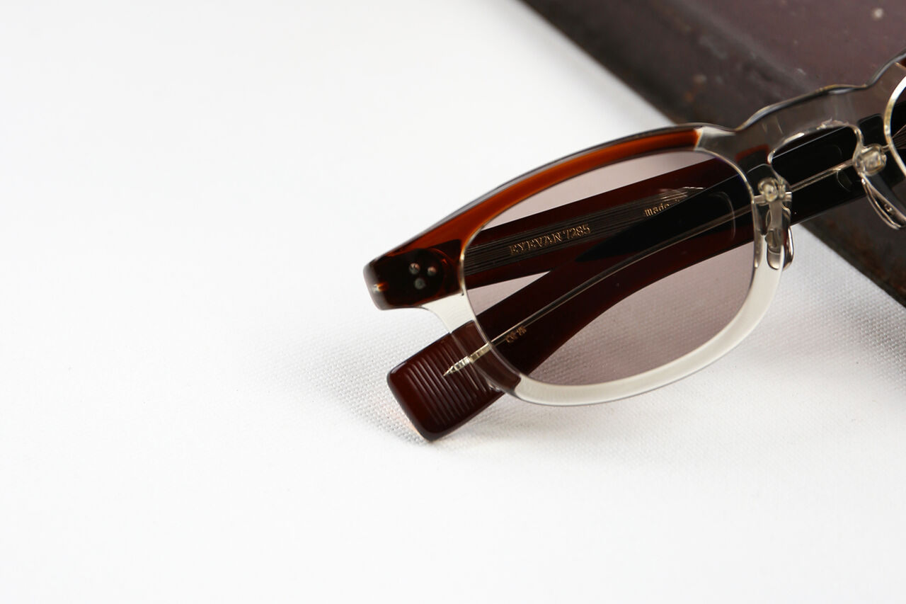 EYEVAN7285：アイヴァン7285 