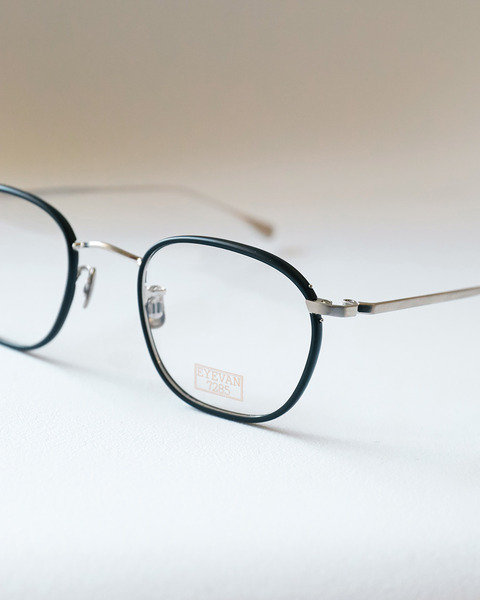 EYEVAN7285-1008-112812-1350-c