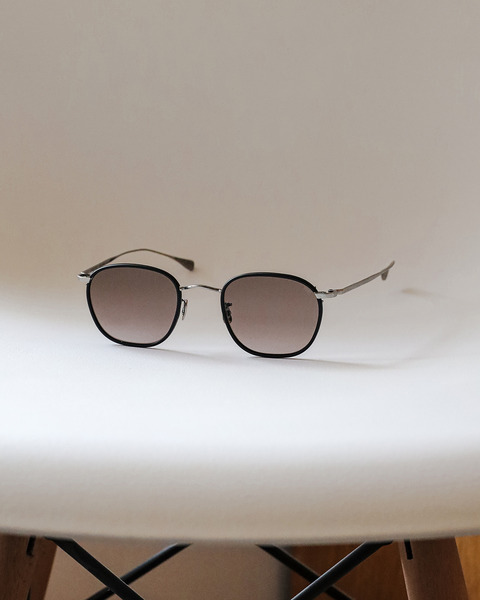 EYEVAN7285-1008SG-122820-1350-a