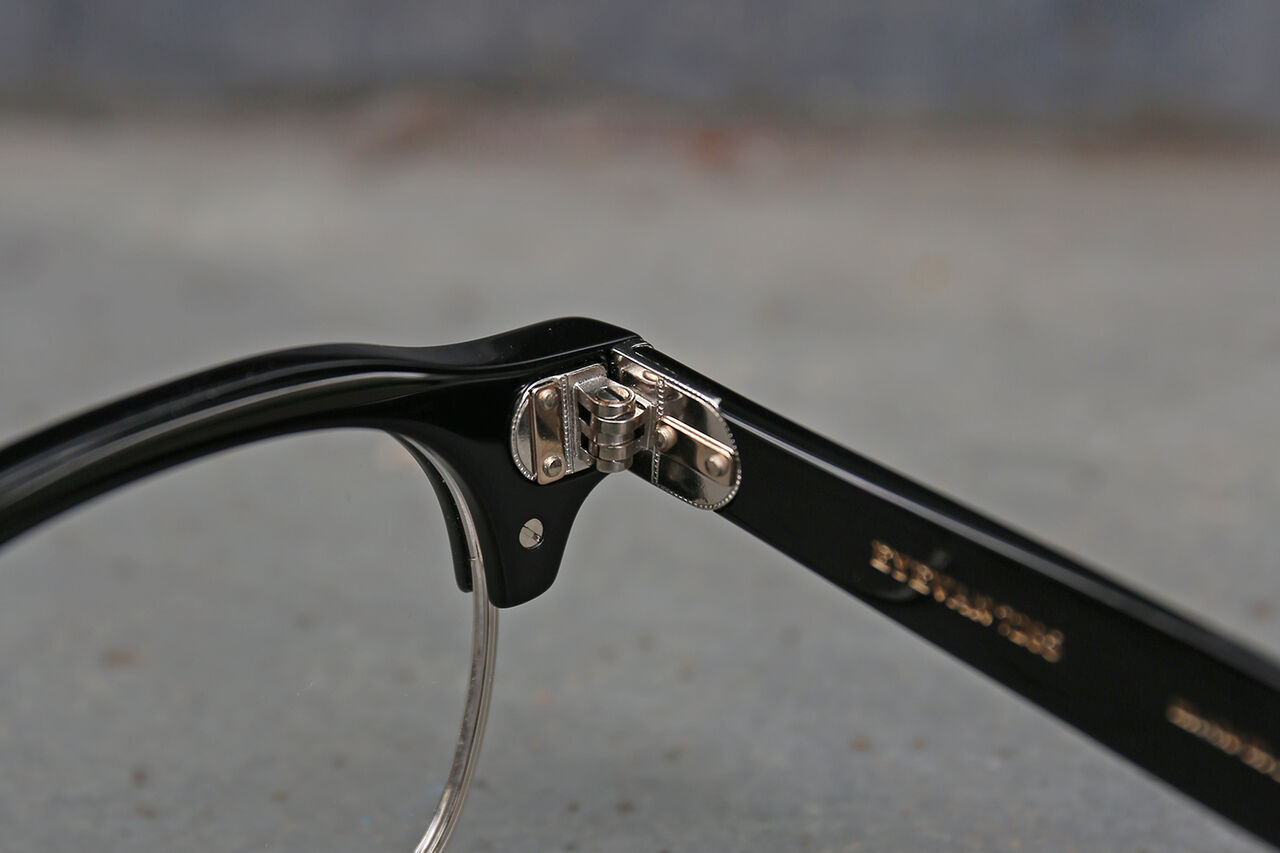 EYEVAN7285：アイヴァン7285 