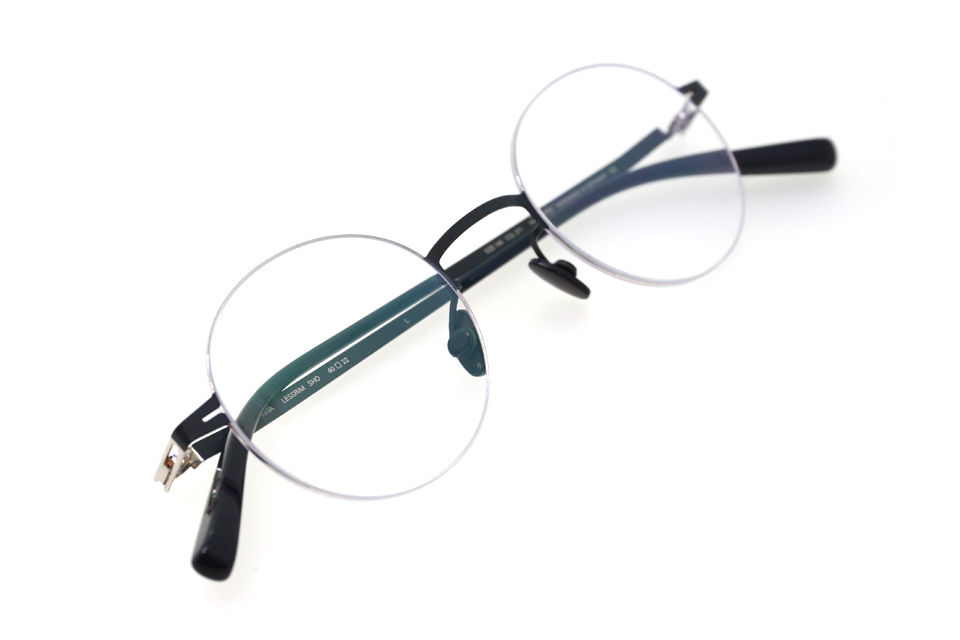 MYKITA（マイキータ） LESSLIM 丸メガネ  