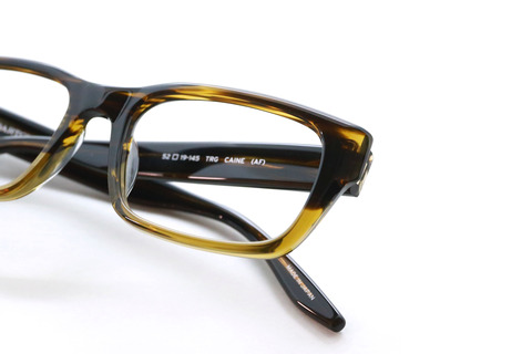 BARTON PERREIRA-CAINE-52-trg-d