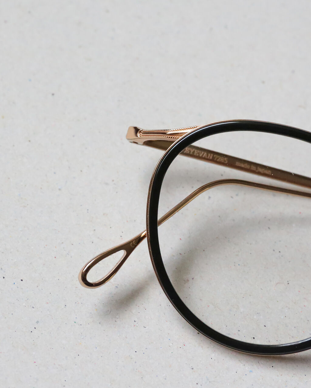 EYEVAN7285：アイヴァン7285 