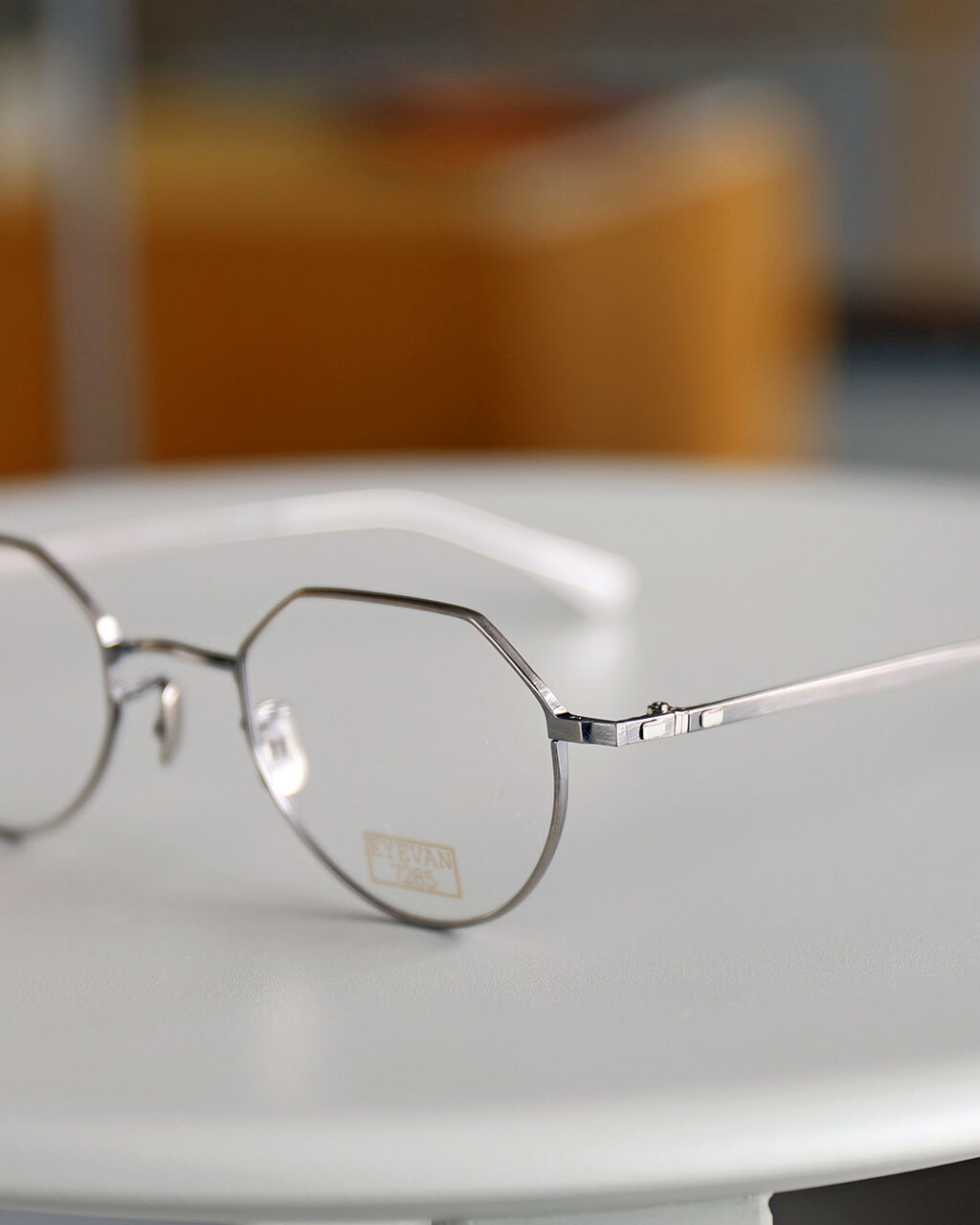 EYEVAN7285：アイヴァン7285 