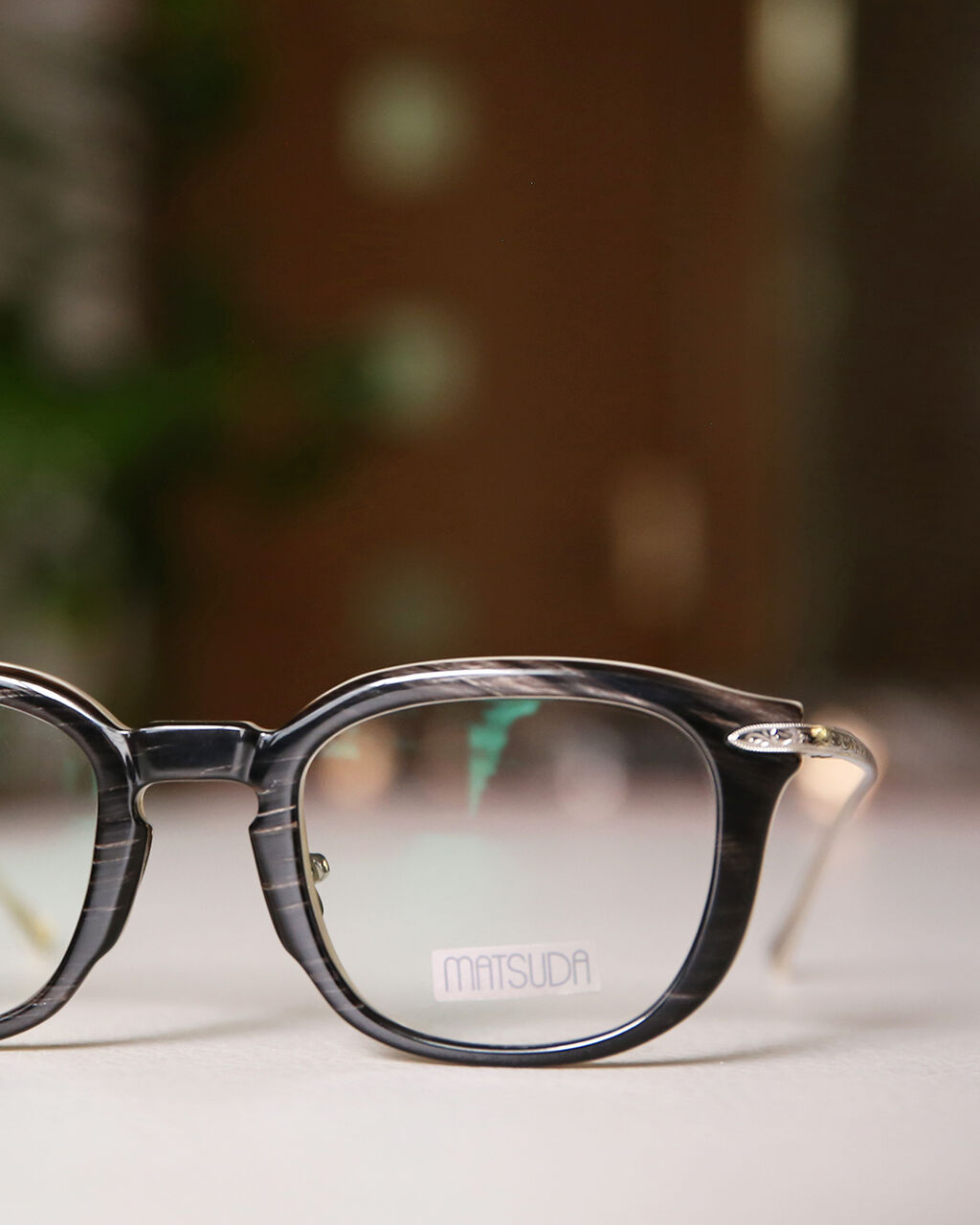 マツダアイウェアM3128 Matsuda™ M3128 Round Sunglasses | EyeOns.com